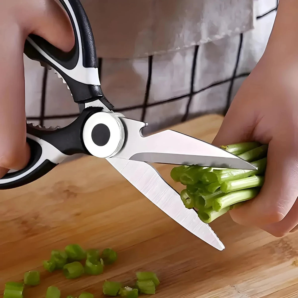 Multi-Purpose Kitchen Scissors – Cut, Slice & Prep in Seconds!