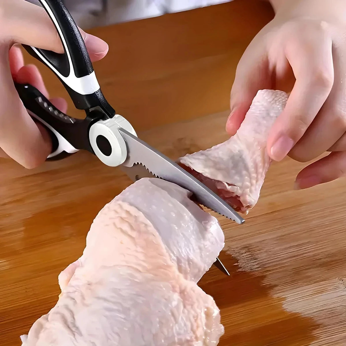 Multi-Purpose Kitchen Scissors – Cut, Slice & Prep in Seconds!